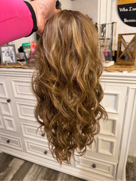 Chelsey Smith Crowns Other - Alaria (Mochaccino) Women’s Long Wavy Wig - Mochaccino Blonde Blend
